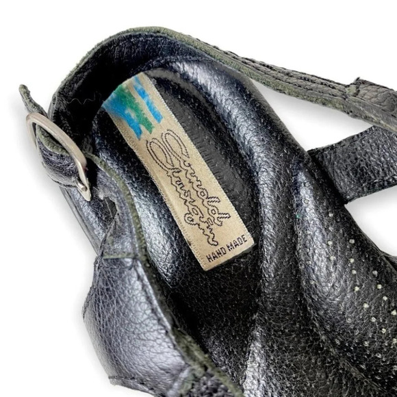 Arnold Churgin Black Strapped Sandals 6.5 - Picture 5 of 9